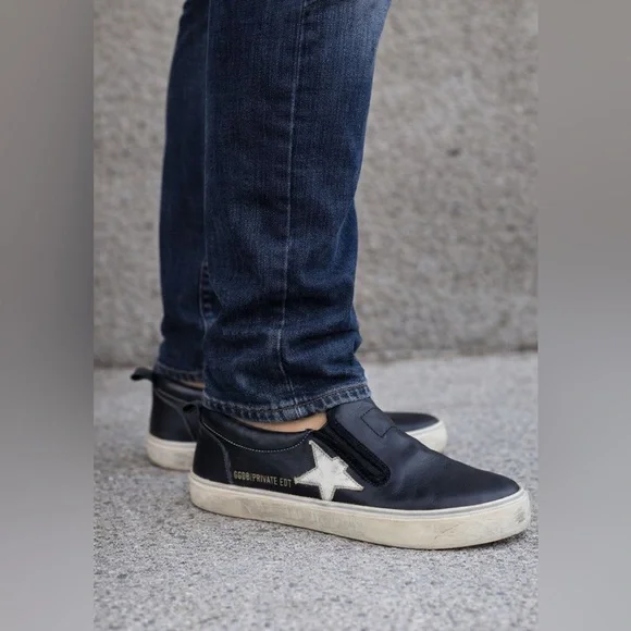 Golden Goose Hanami Black Leather Star Slip-On Sneakers Size 38 - Picture 1 of 10